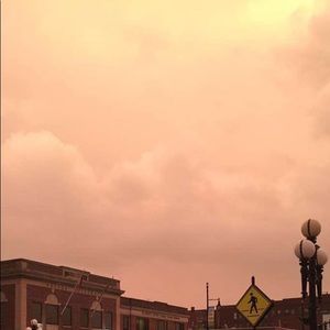 Meet your Posher, Yellow cloud